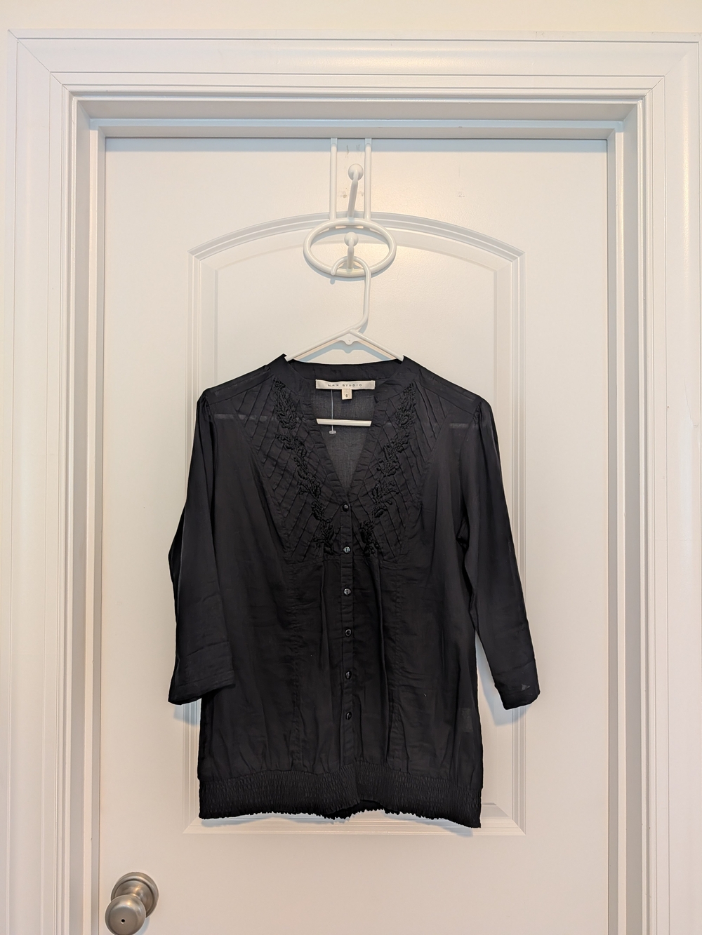 Max Studio Black Ruffled V-Neck Button Blouse